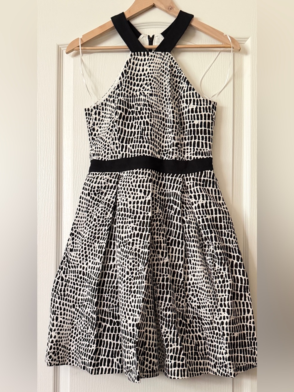 Trina Turk NWT Black White Abstract Print Halter Fit Flare Cotton Dress 0